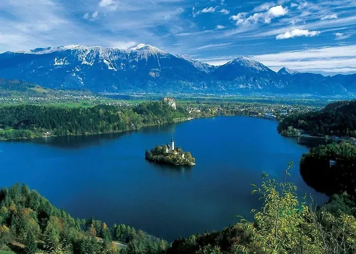 Hanna's With Free Parking リュブリャナ